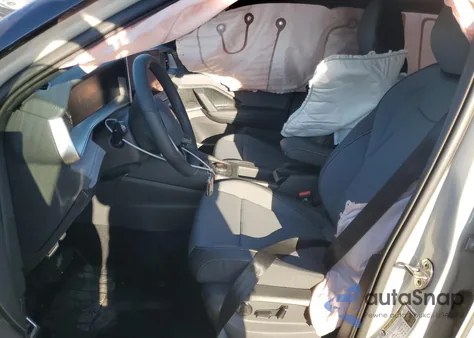 2025 Volkswagen Tiguan Se R-Line Black z USA, uszkodzony, nr VIN 3VVHR7RM5SM061711